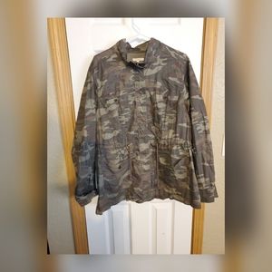 Maurices Size 2 Light weight Camo Jacket